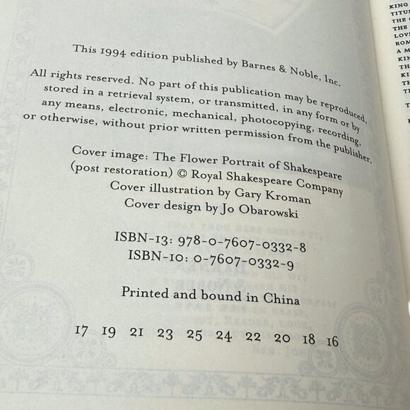 The Complete Works of William Shakespeare Book (Collectible Leather Edition)1994 - Picture 8 of 16